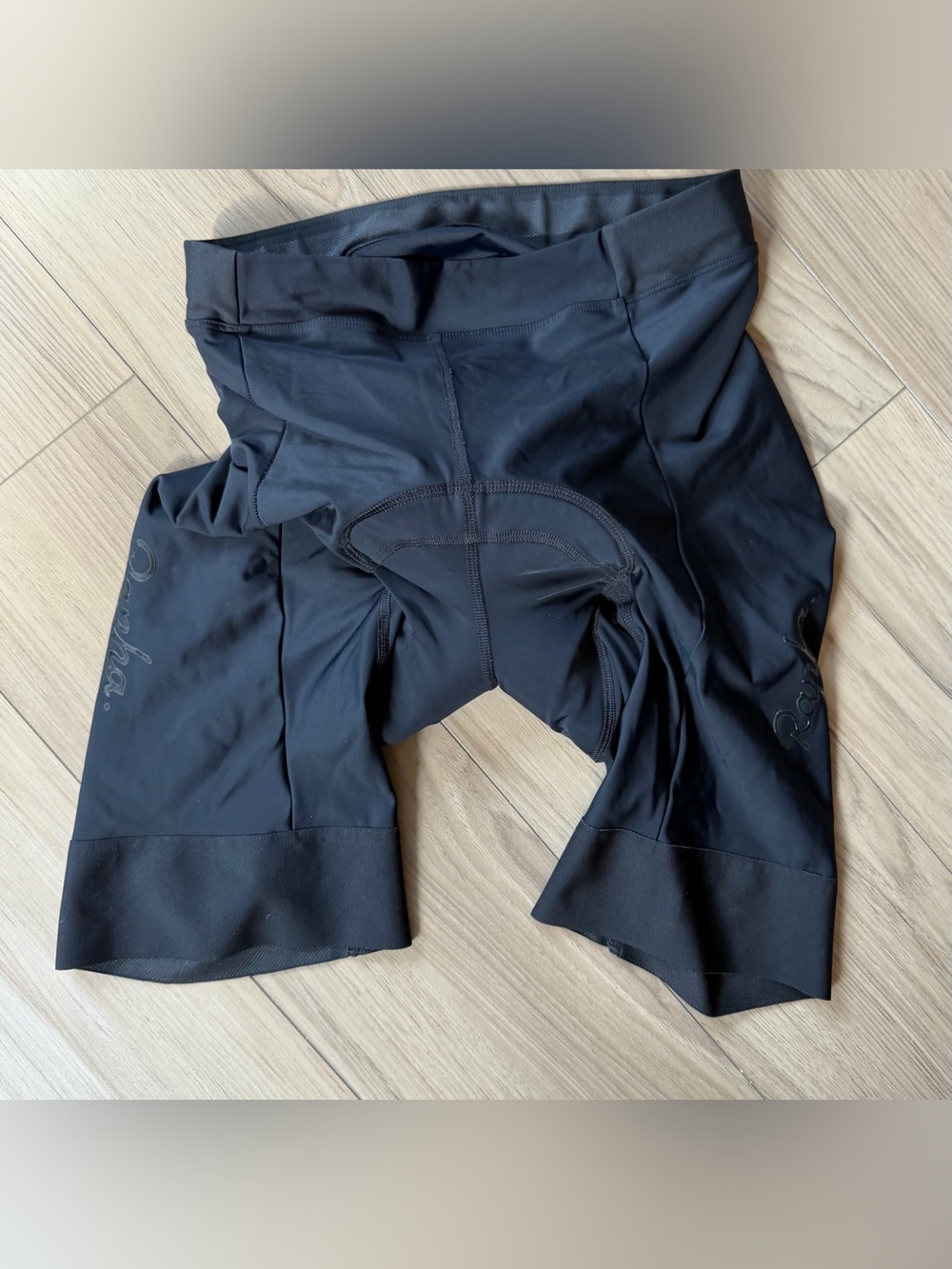 RAPHA Men’s Core Padded Cycling Shorts Large Black